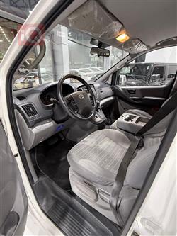 Hyundai H-1